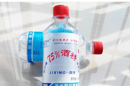 酒精可以室內(nèi)消毒嗎？正確使用消毒用品指南
